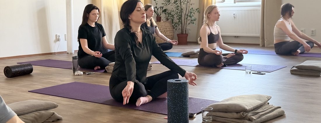 Пранаяма для начинающих: дыхательные практики в студии Innyoga